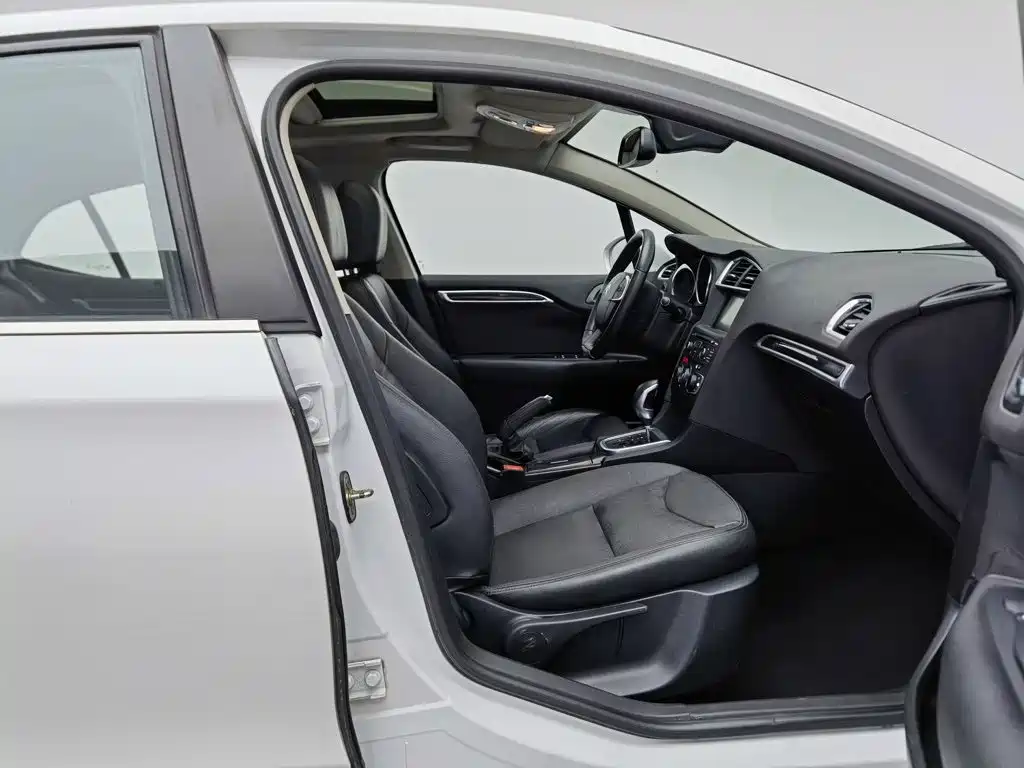 Citroen C4L — миниатюра 23