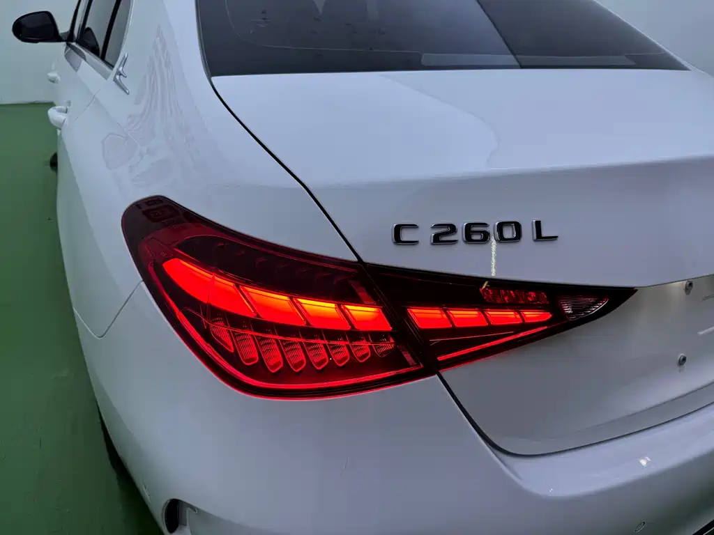 Mercedes-Benz C-Class — миниатюра 36