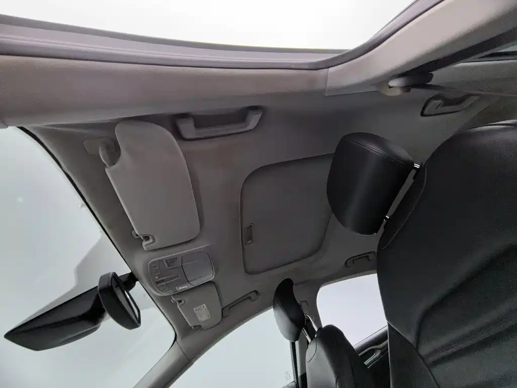 Ford Mondeo — миниатюра 14