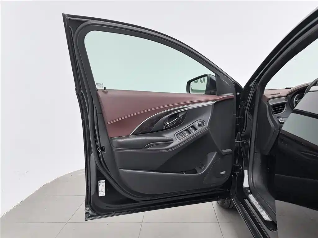 Buick LaCrosse 2014 2.0T SIDI Smart Flagship