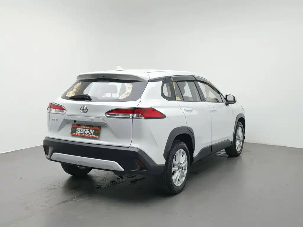 Toyota Corolla Cross — миниатюра 2