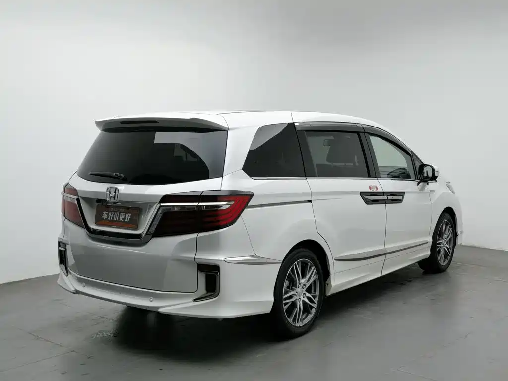 Honda Elysion — миниатюра 2