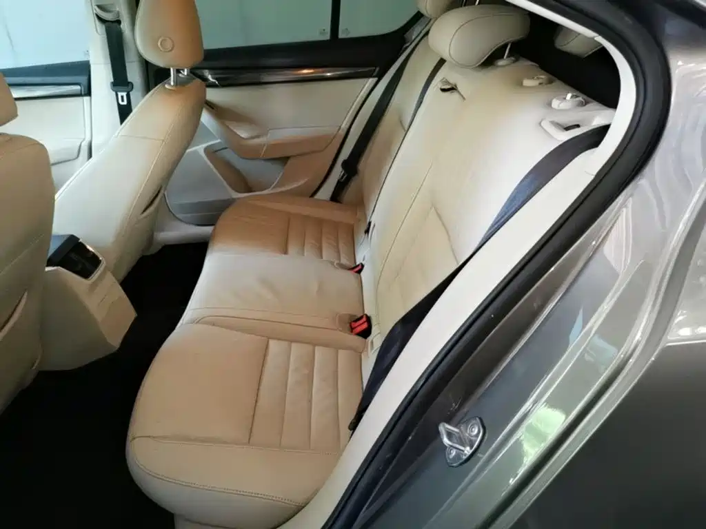 Skoda Octavia — миниатюра 17
