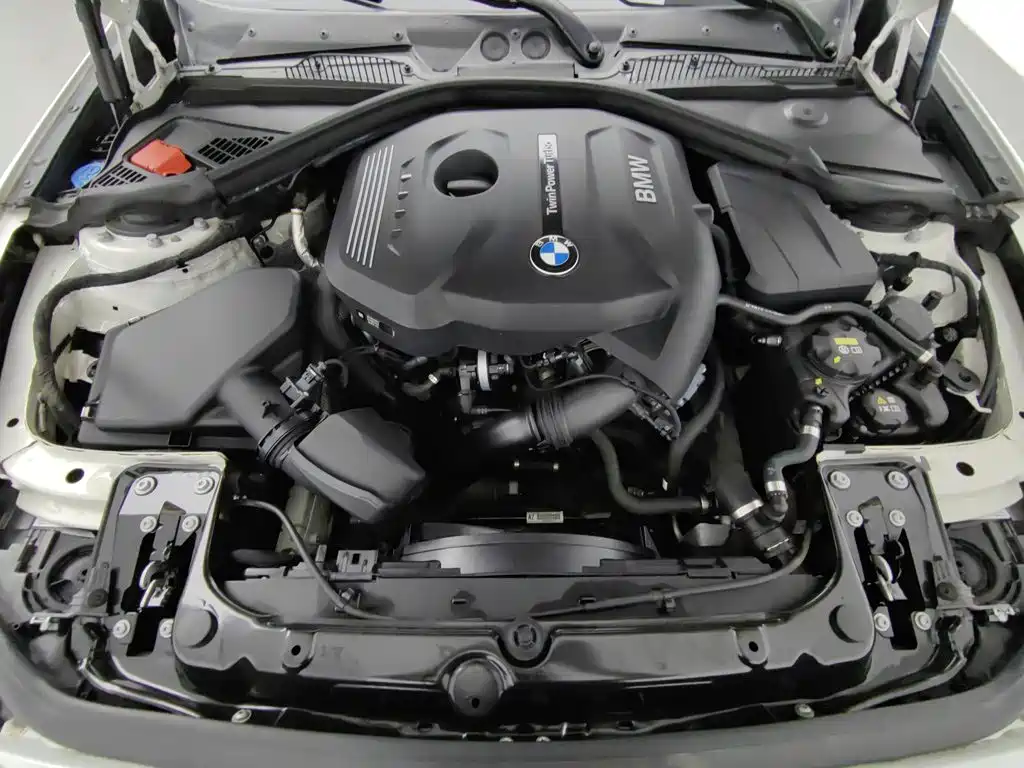 BMW 1 Series (Import) — миниатюра 6