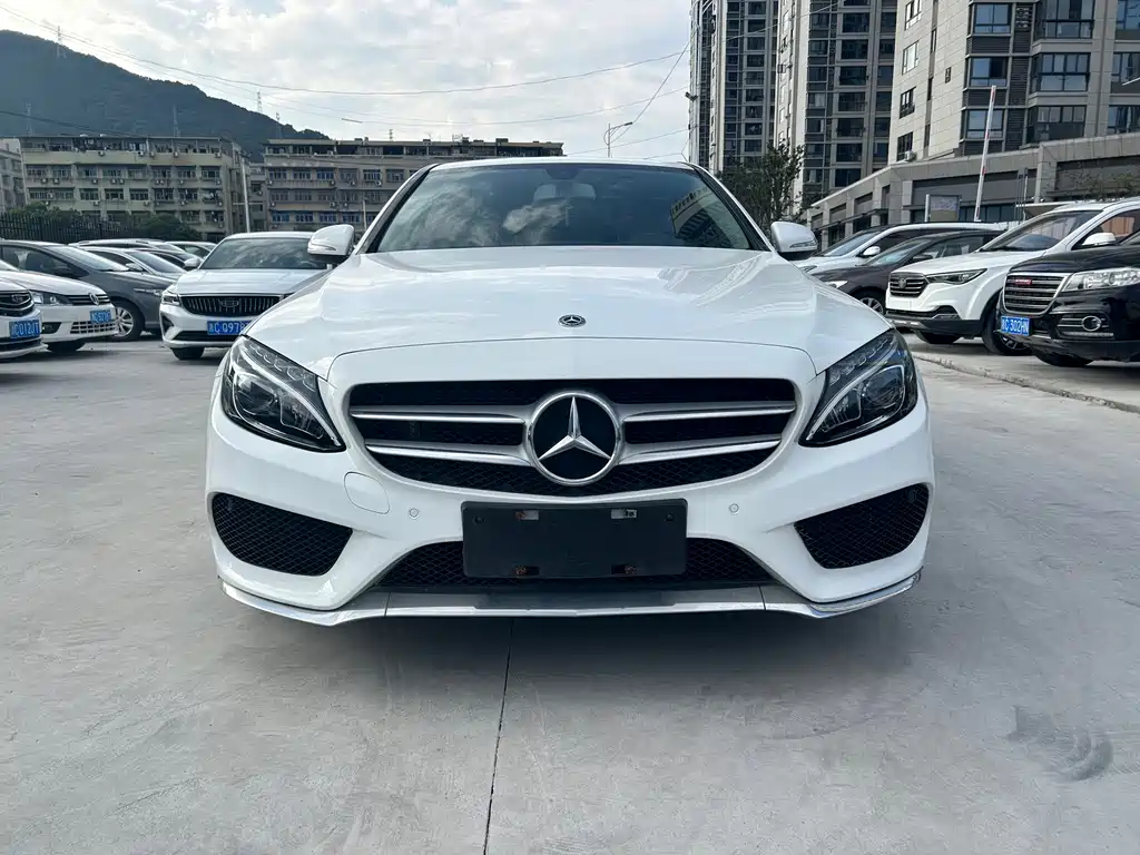 Mercedes-Benz C-Class — миниатюра 2