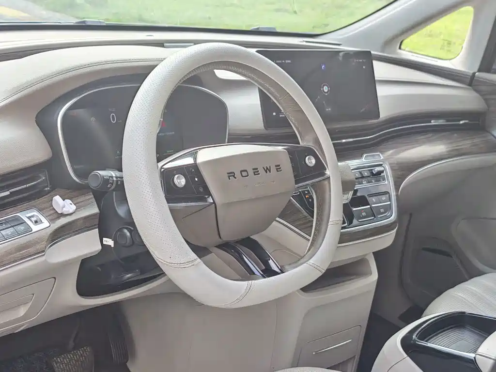 Roewe iMAX8 New Energy — миниатюра 7