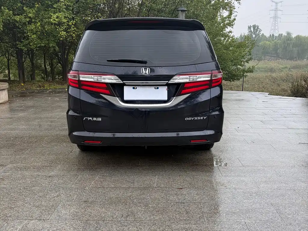 Honda Odyssey — миниатюра 6
