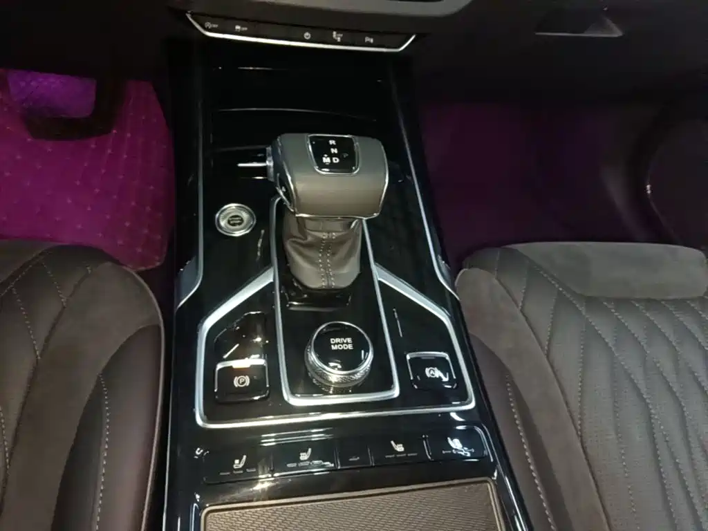 Hongqi Hongqi HS5 — миниатюра 14
