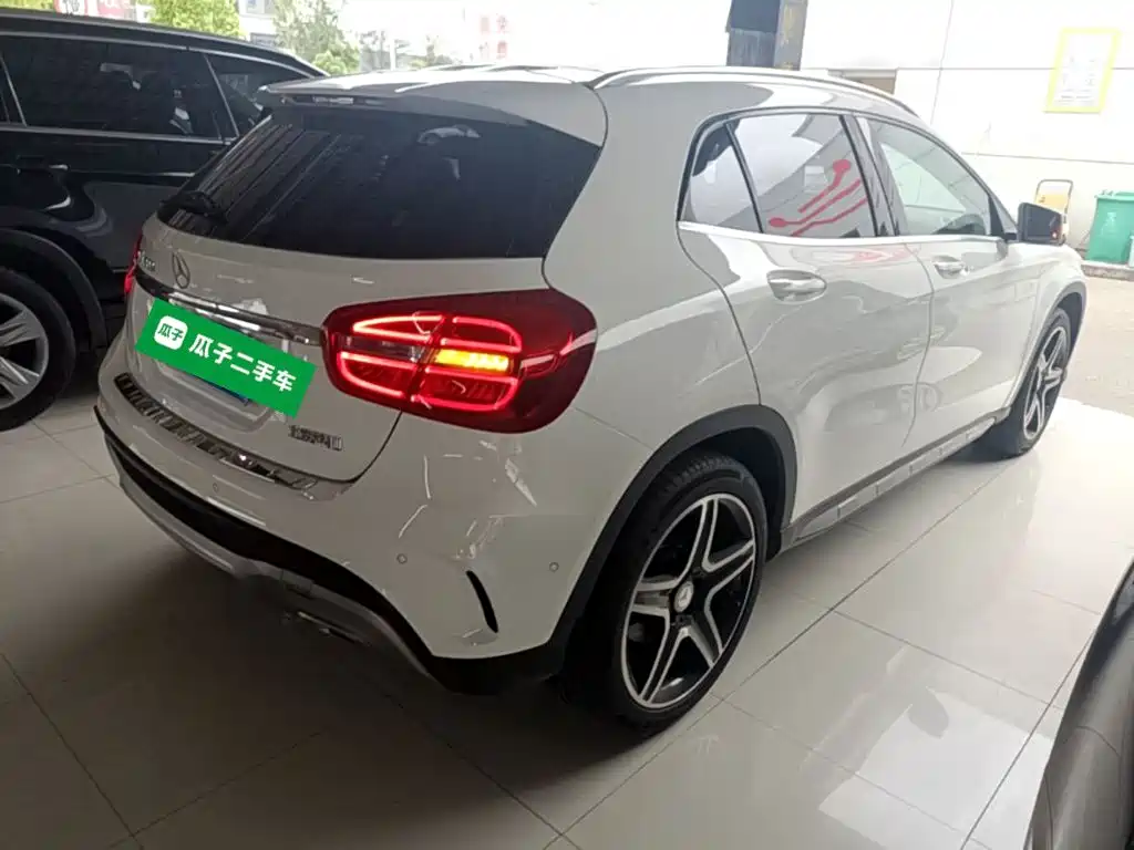 Mercedes-Benz GLA — миниатюра 7