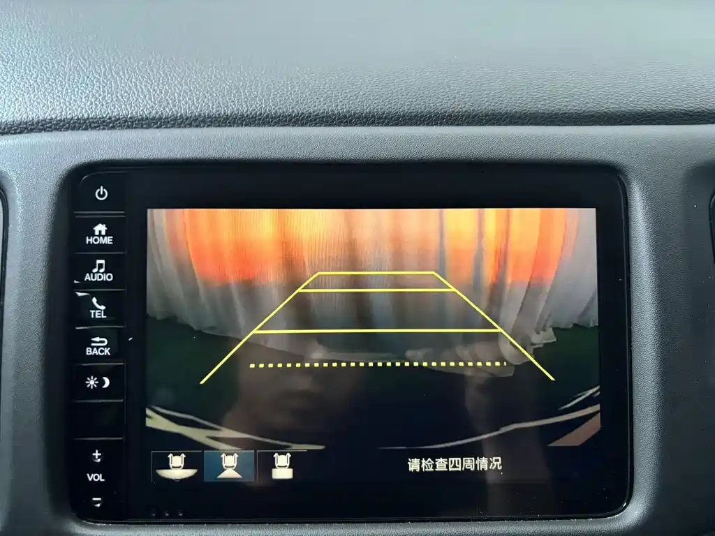 Honda Vezel — миниатюра 12