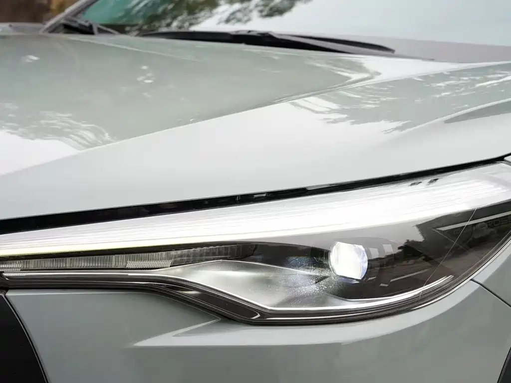 TOYOTA COROLLA SHARP AMPLIFIER