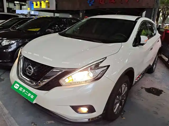 NISSAN LOULAN