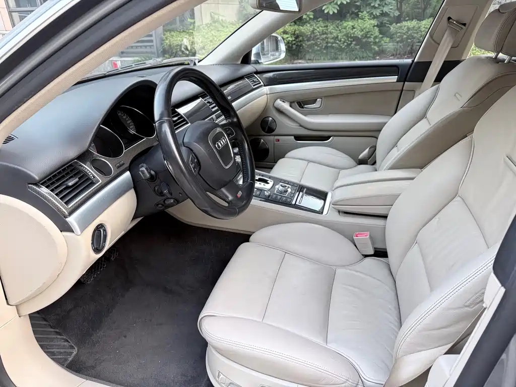 Audi S8 2009 S8 5.2 FSI quattro