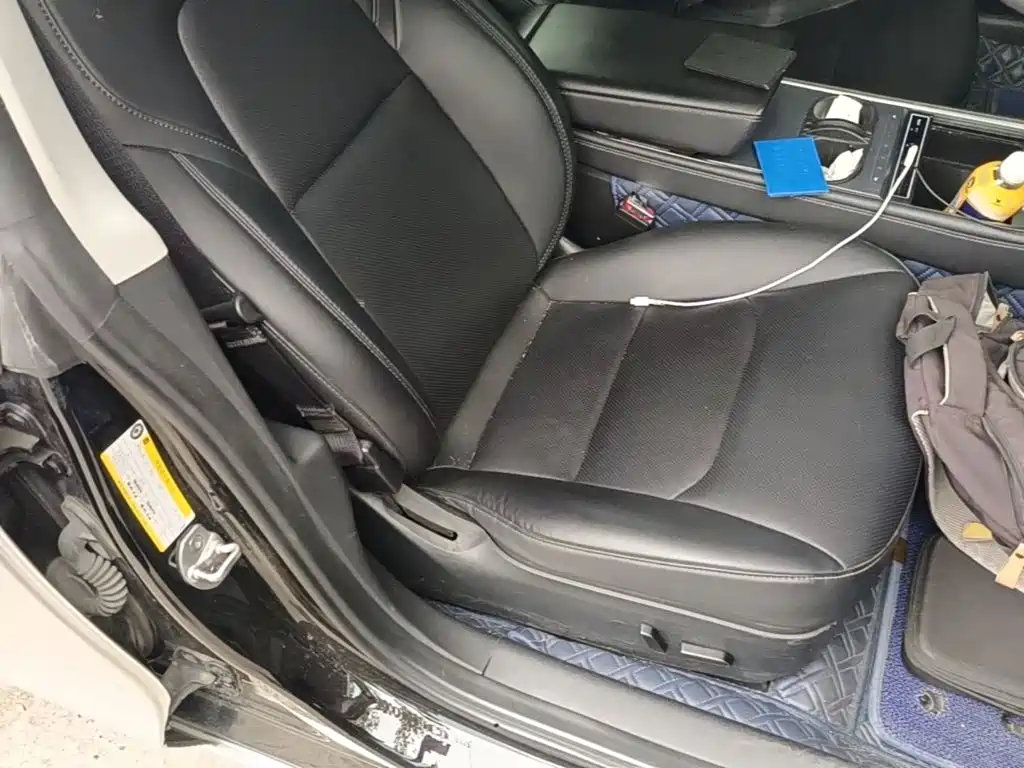 Tesla Model 3 — миниатюра 25