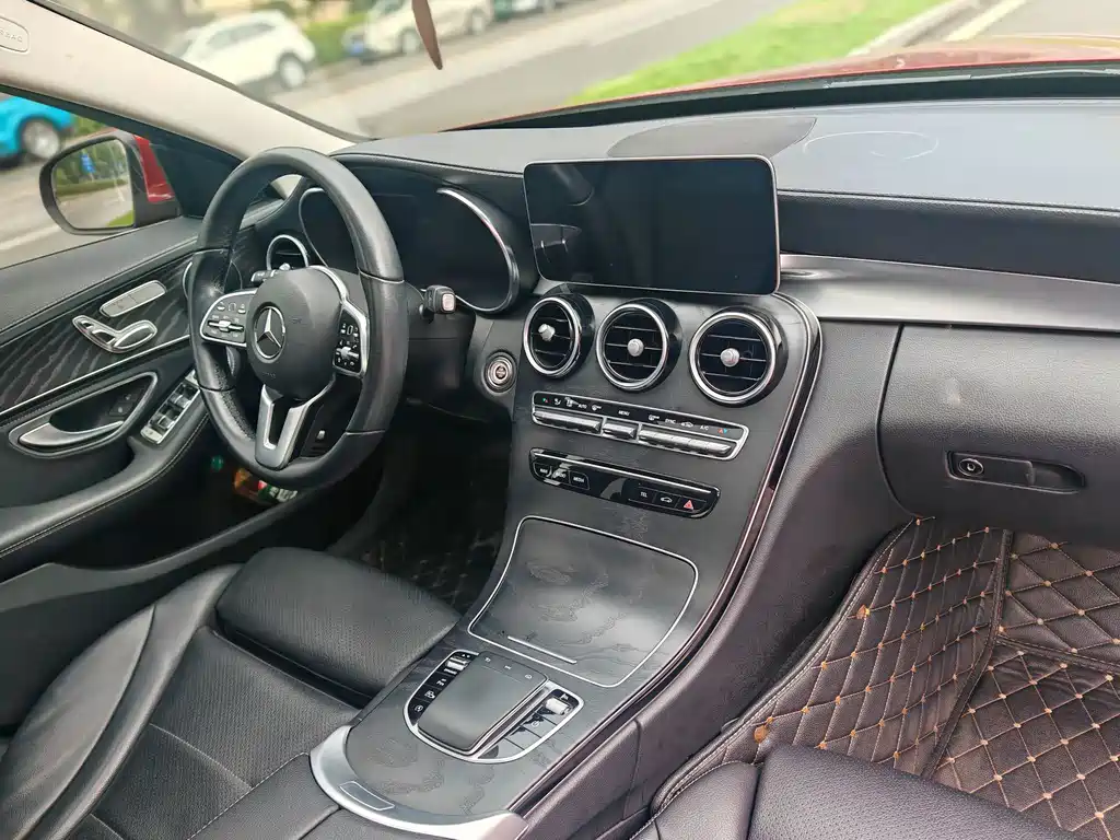 Mercedes-Benz C-Class — миниатюра 20