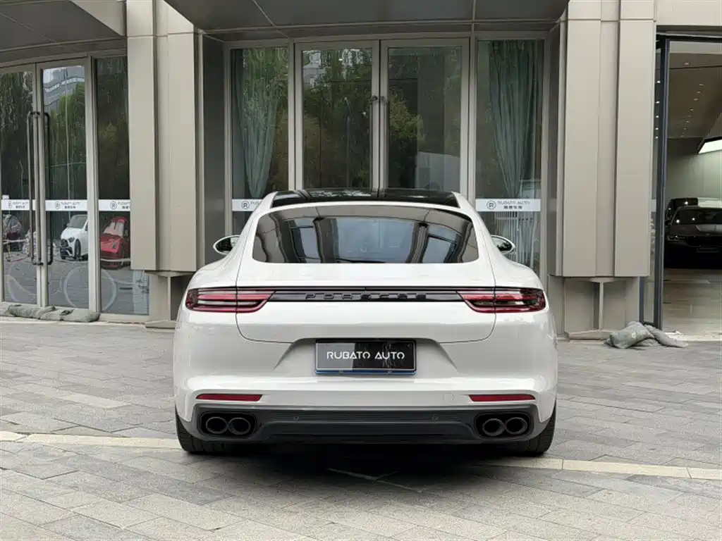 Porsche Panamera — миниатюра 5