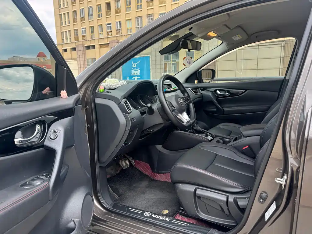 Nissan Qashqai — миниатюра 4