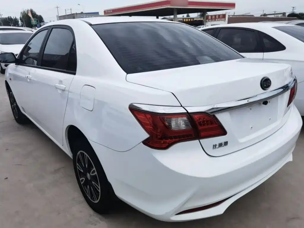 BYD F3 — миниатюра 5