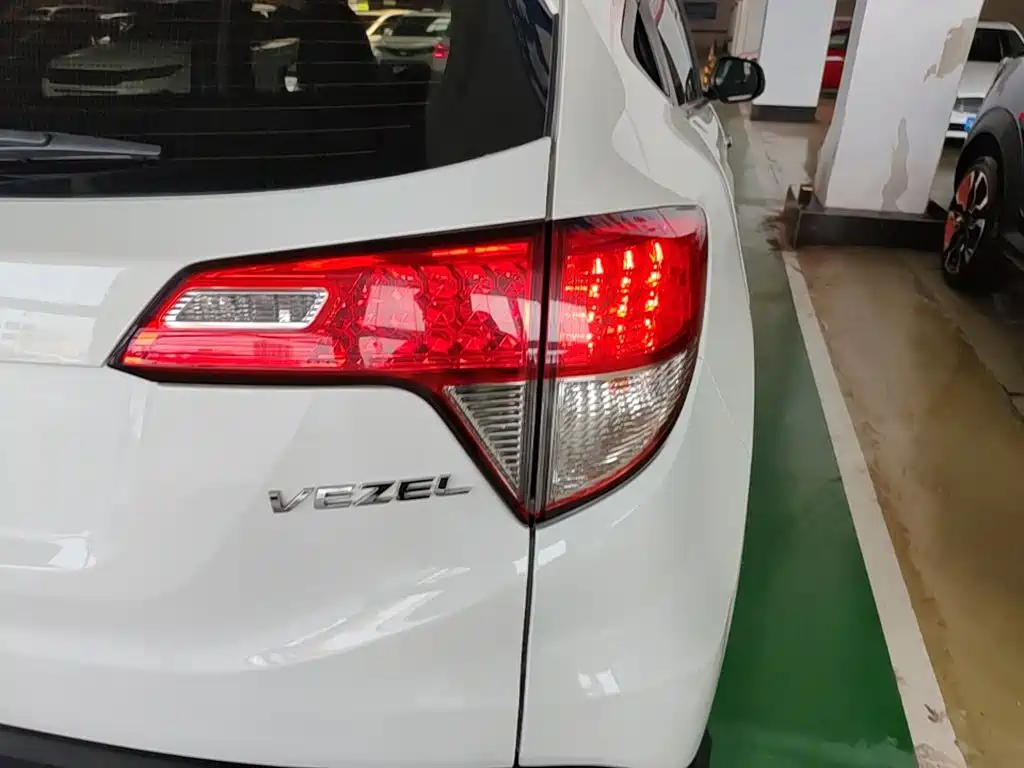 Honda Vezel — миниатюра 8