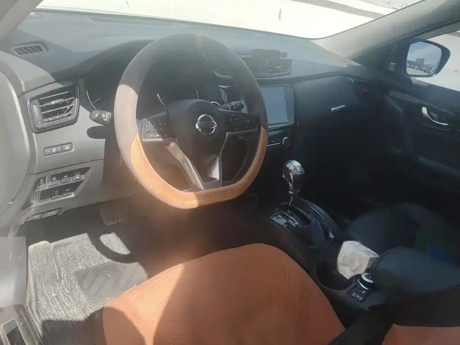 Nissan X-Trail — миниатюра 12