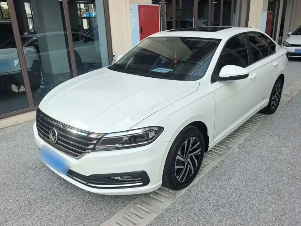Volkswagen Lavida — миниатюра 2