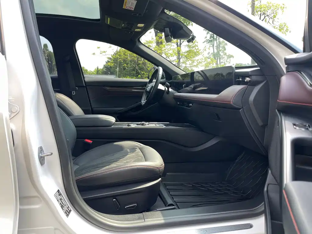 Ford Mondeo — миниатюра 14