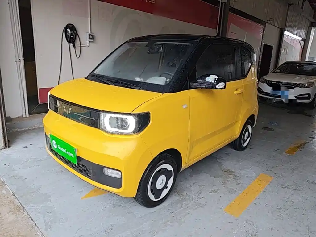 Wuling MINIEV