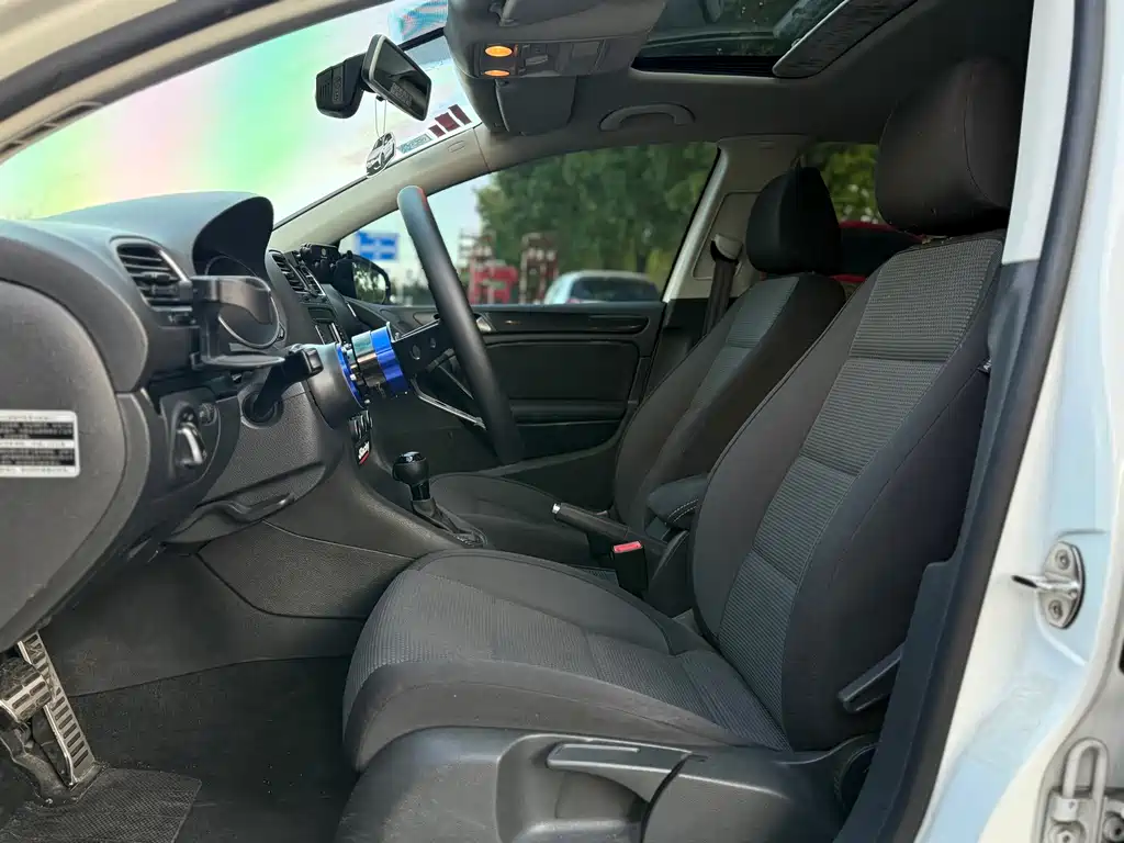 Volkswagen Golf — миниатюра 5