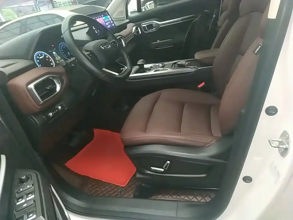 Geely Haoyue — миниатюра 15