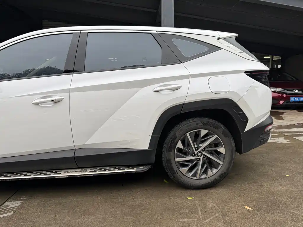 Hyundai Tucson — миниатюра 15