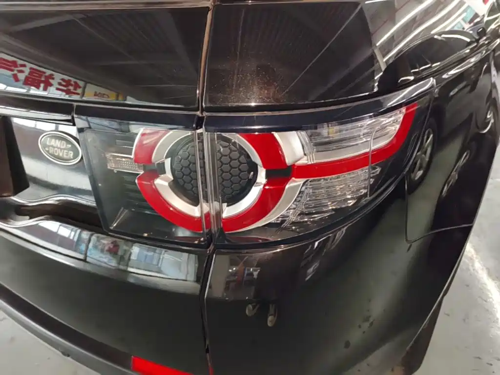 Land Rover Discovery Sport — миниатюра 8