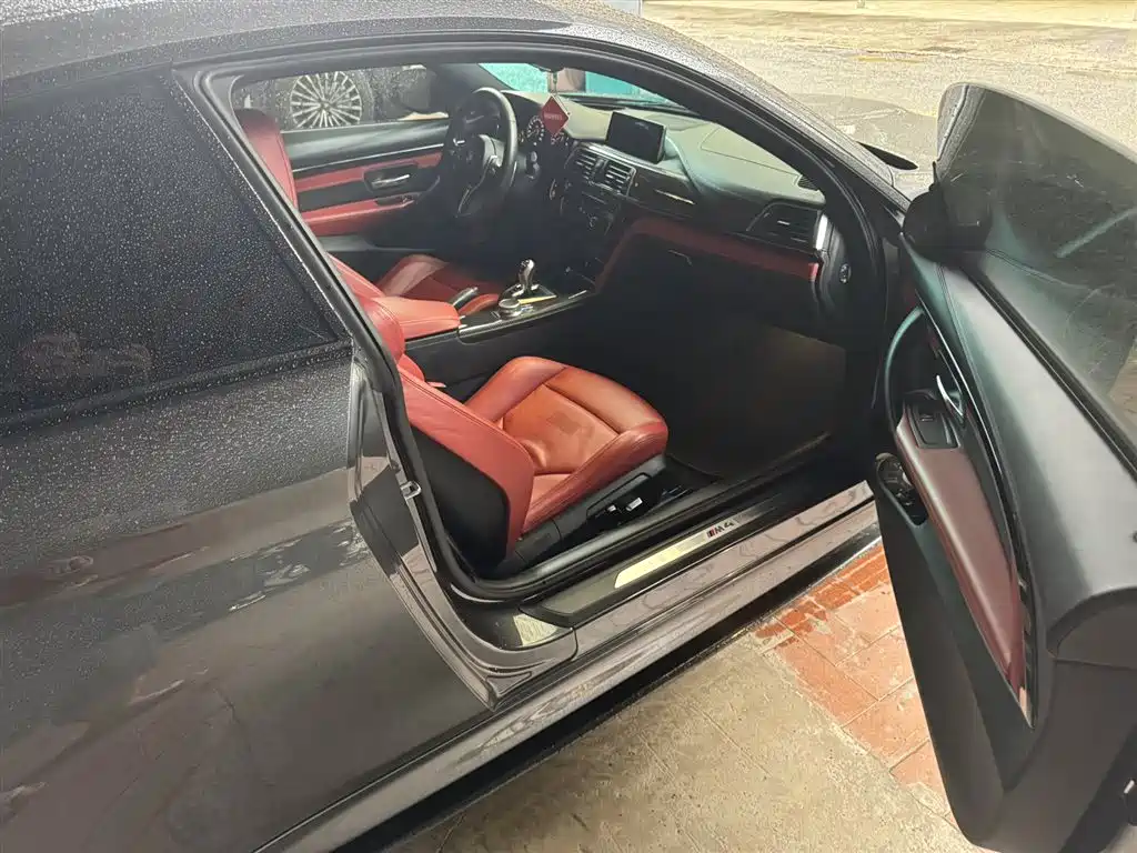 BMW M4 2019 M4