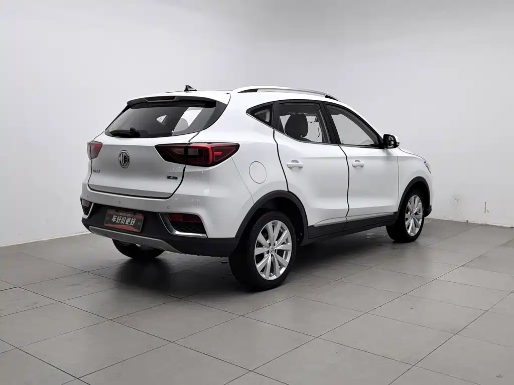 MG ZS — миниатюра 2