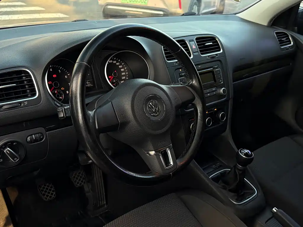 Volkswagen Golf — миниатюра 7