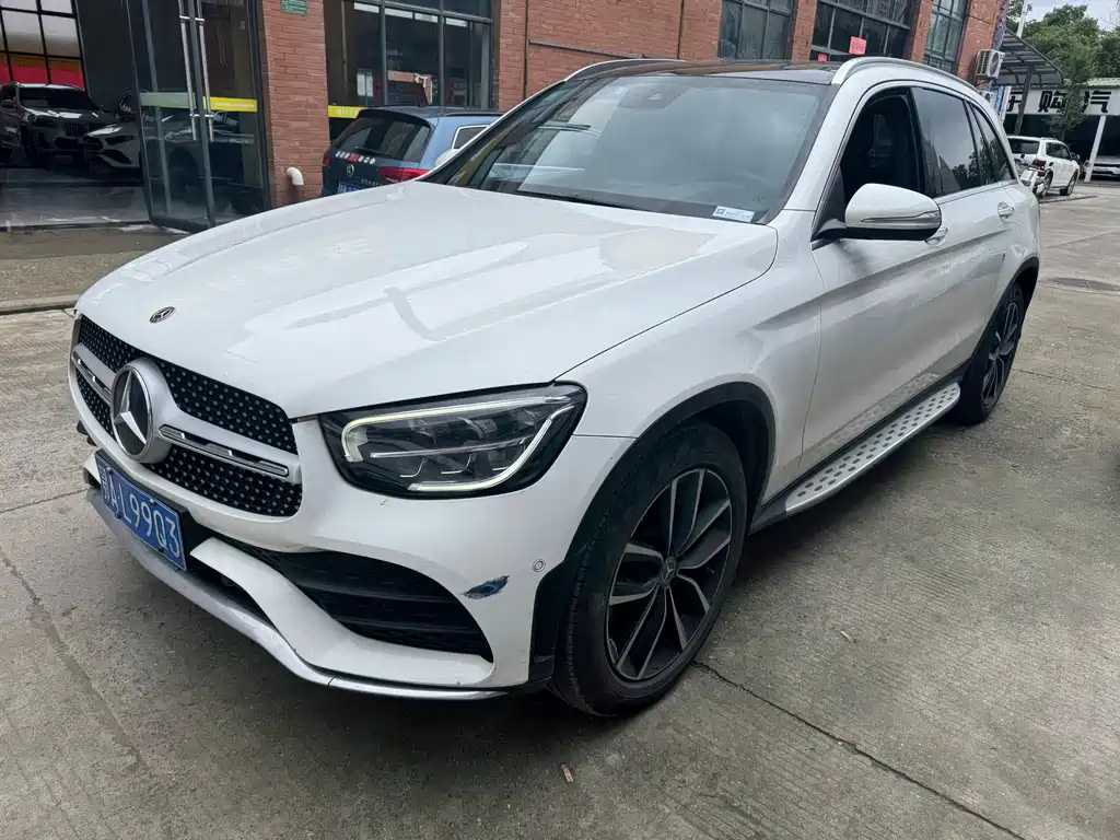 Купить Mercedes-Benz GLC