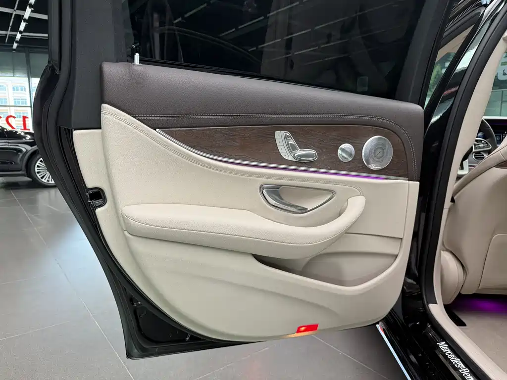Mercedes-Benz E-Class E 2019 E 300 L Luxury