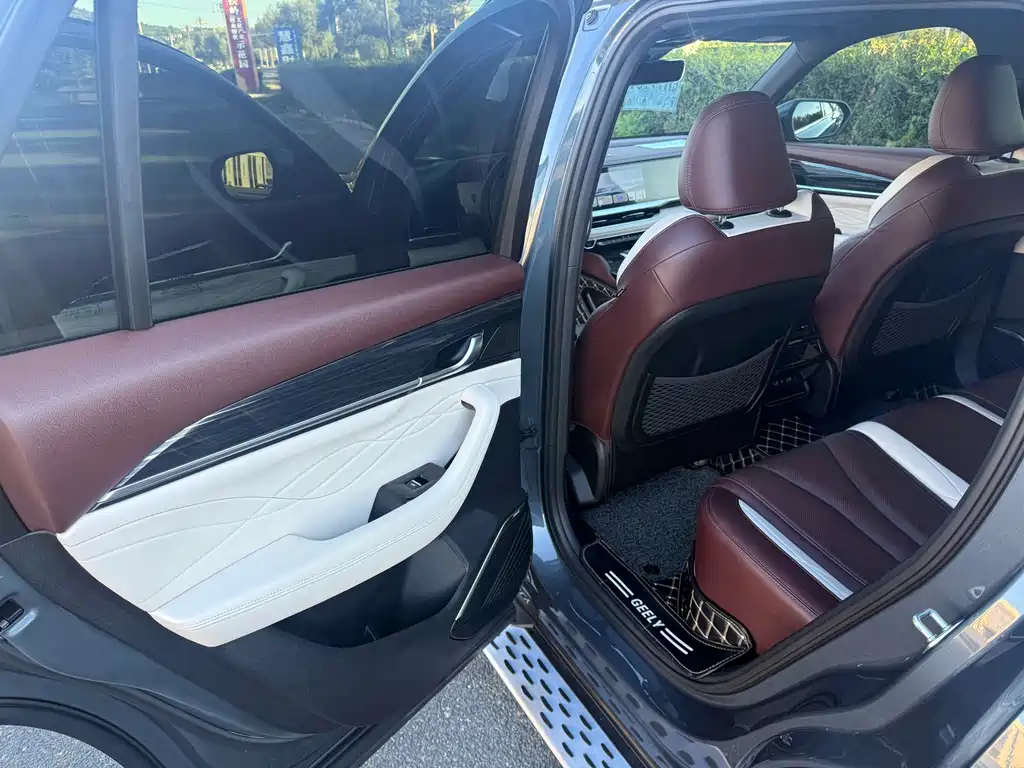 Geely Xingyue L — миниатюра 11