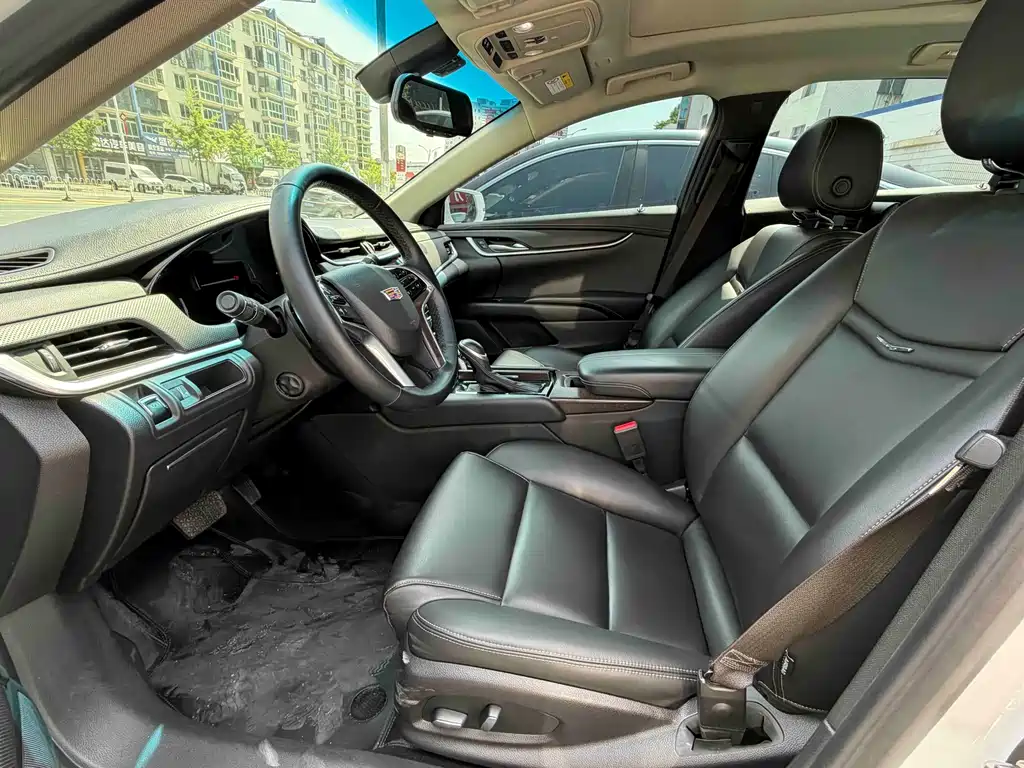 Cadillac XTS 2018 28T