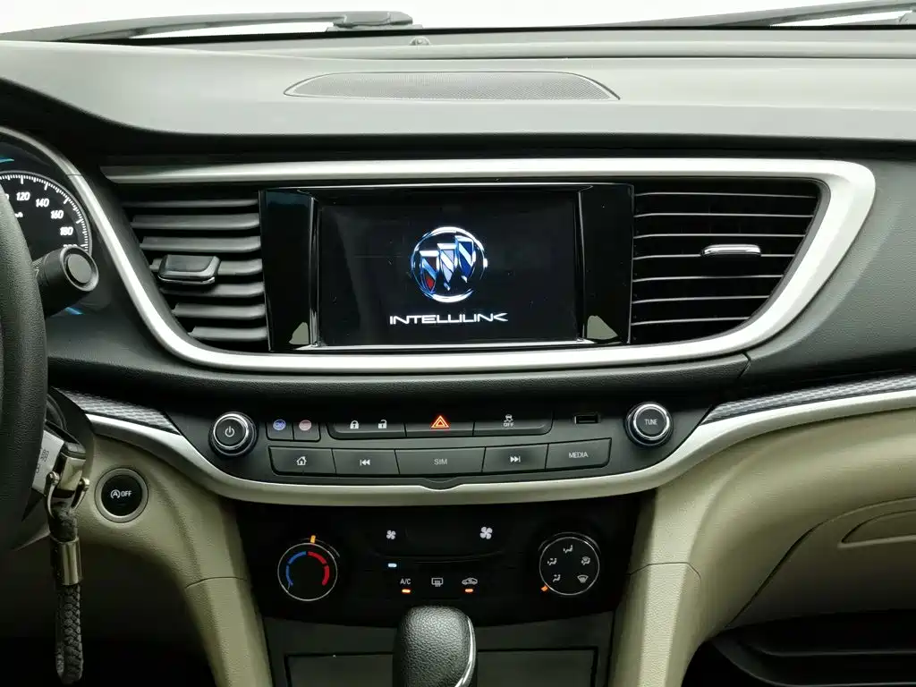 Buick Excelle — миниатюра 12