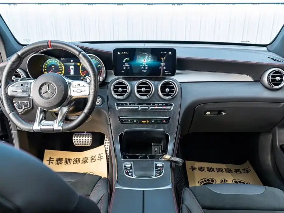 MERCEDES-BENZ GLC AMG