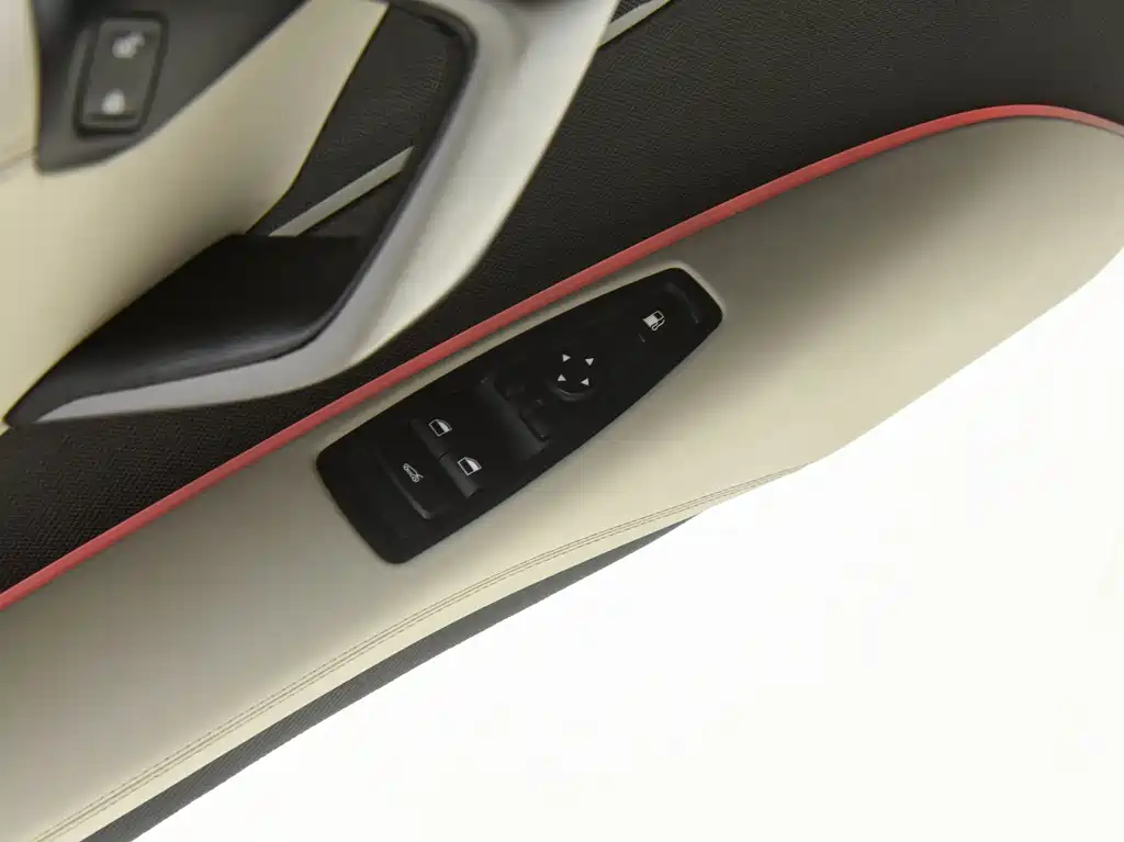 BMW i8 — миниатюра 40