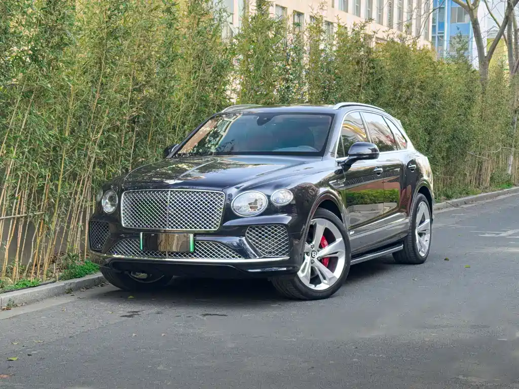 Bentley Bentayga PHEV 2023
