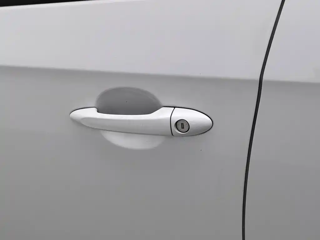 Buick Excelle — миниатюра 18
