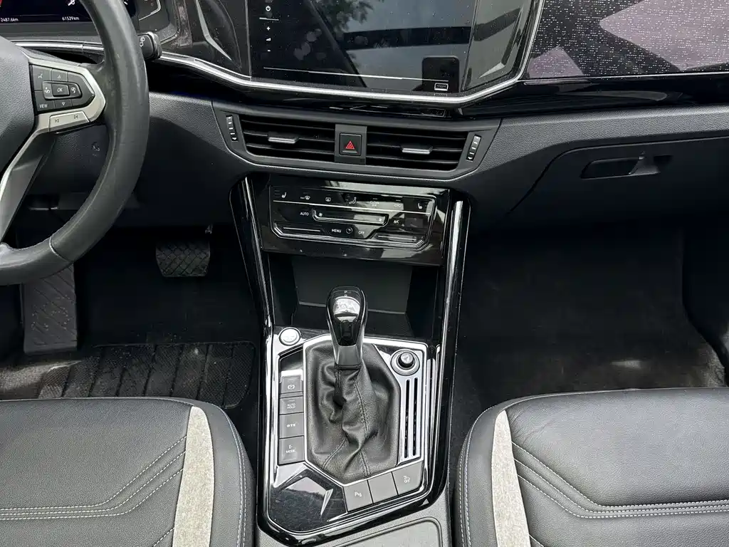 Volkswagen Tayron GTE - фото 14