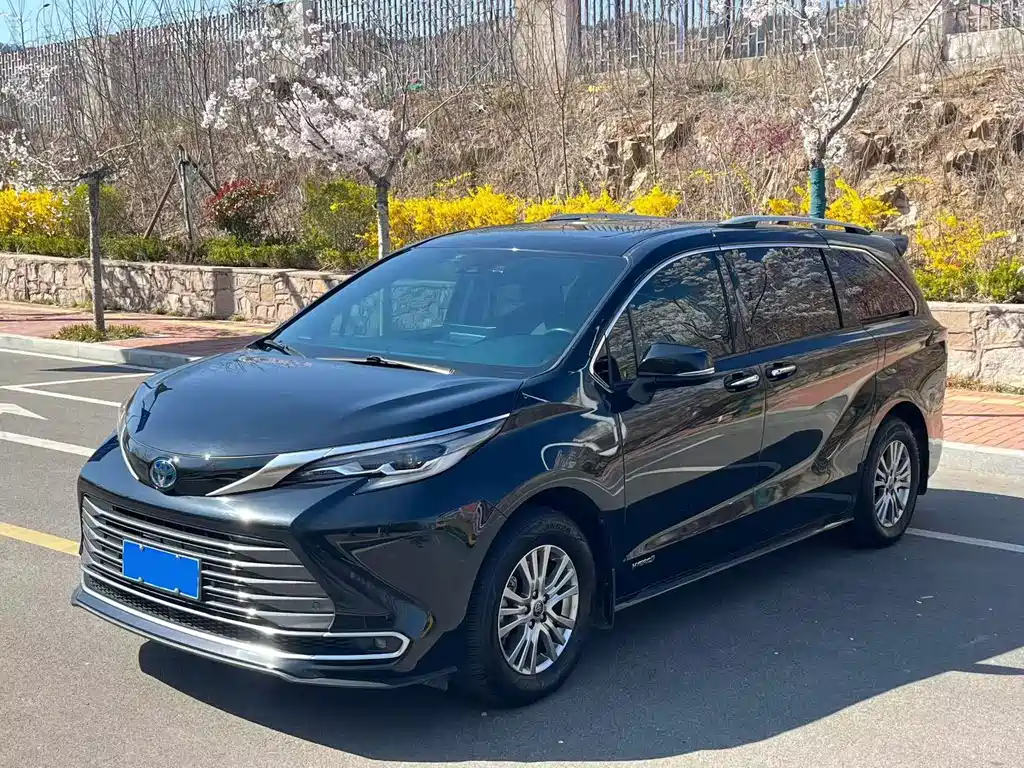 Toyota Sienna 2022