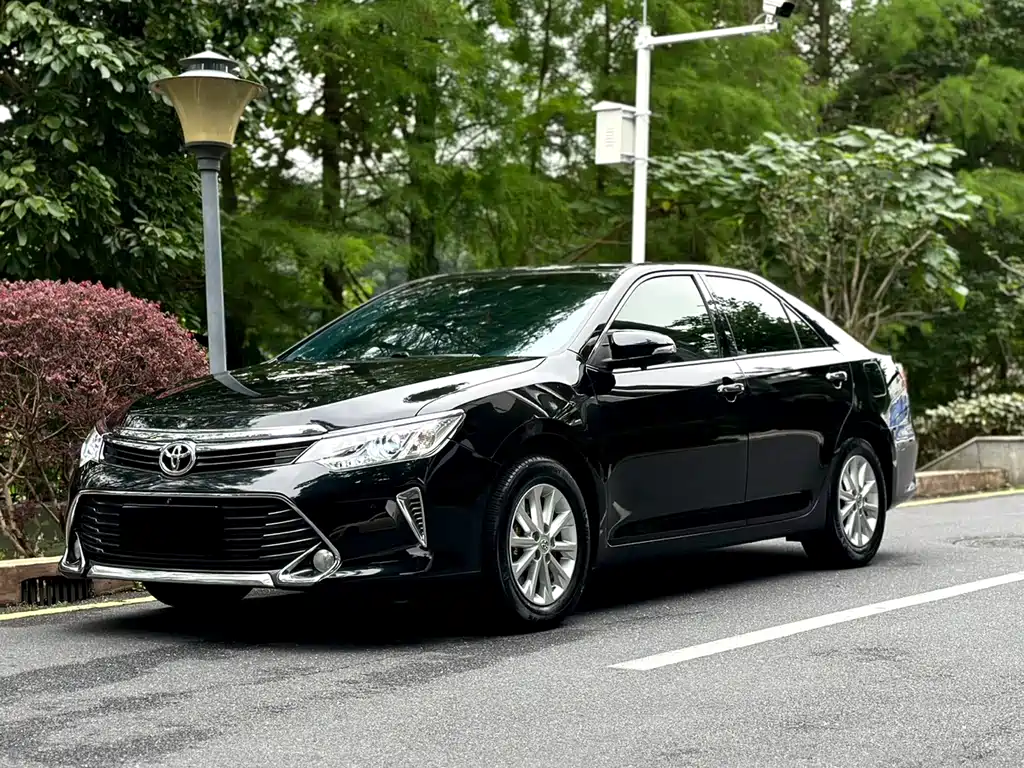 Toyota Camry 2016