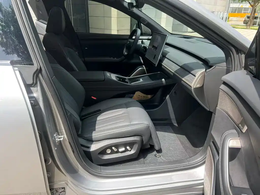 Onvo L60 2025 60kWh