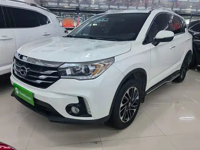 GAC TRUMPCHI GS4 2017
