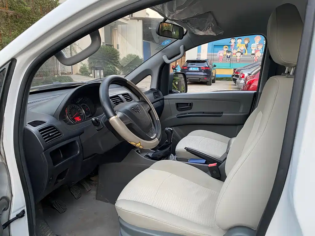 Wuling Zhengcheng Classic — миниатюра 7