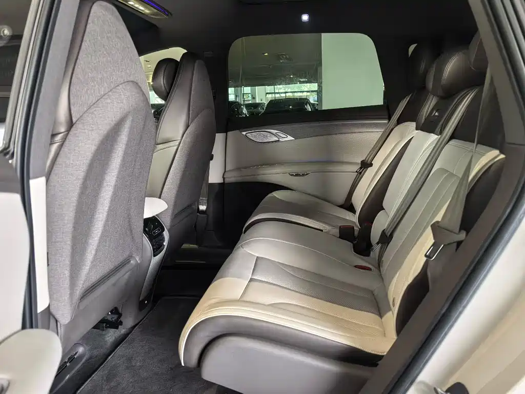 ZHIJI AUTOMOBILE ZHIJI LS7